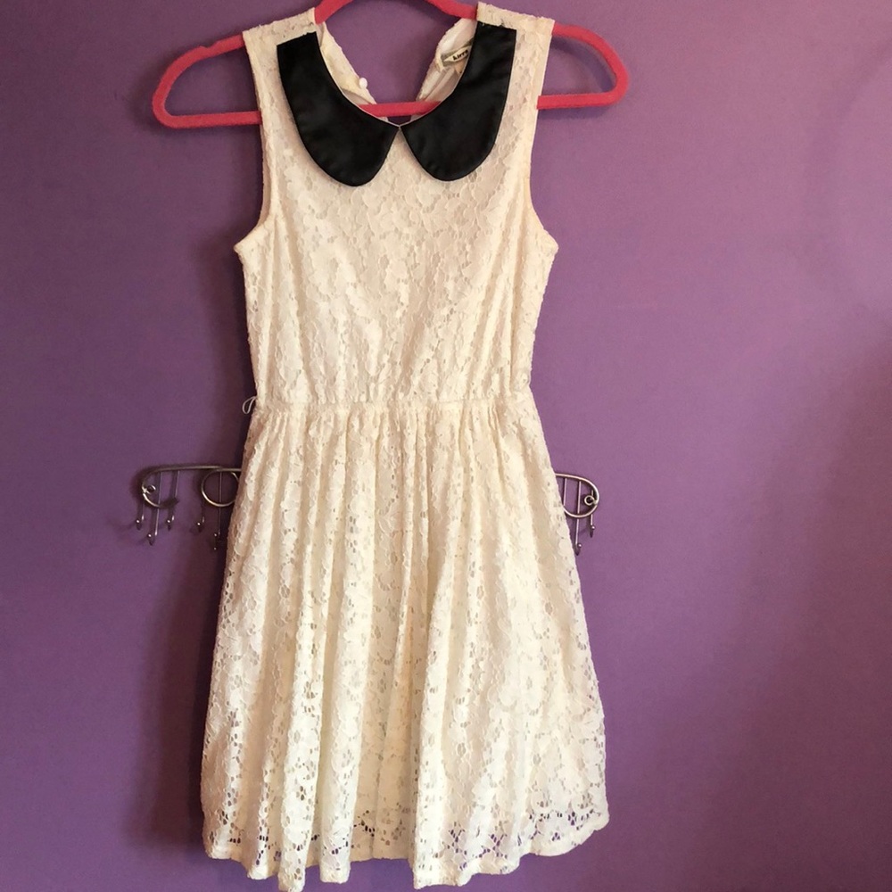 Kirra lace dress